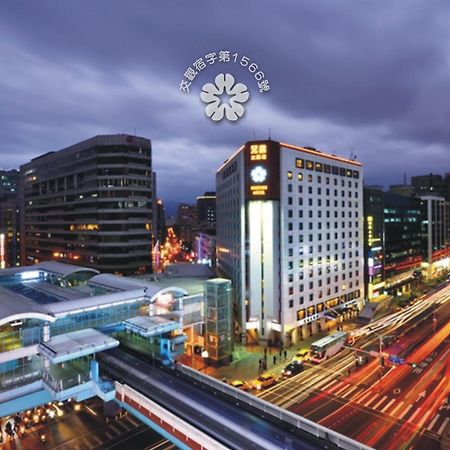 Brother Hotel Taipei Eksteriør billede